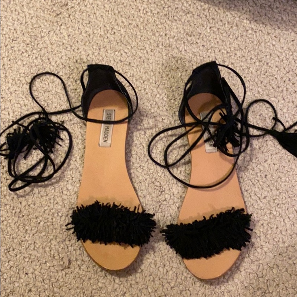 Steve madden lace up flats